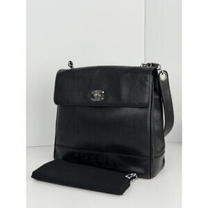 Chanel Vintage Caviar CC Shoulder Bag Black (1996-1997)